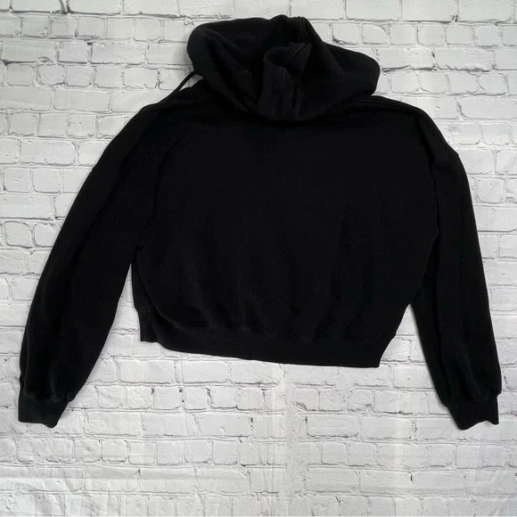Old Navy Black Cropped Full-Zip Hoodie - Size Medium - Picture 3 of 8